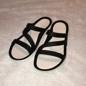 CROCS Swiftwater sandals